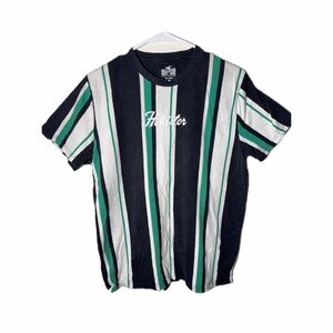 Hollister Logo T-Shirt Size L Casual Graphic Tee Gently Used Soft Cotton Baggy